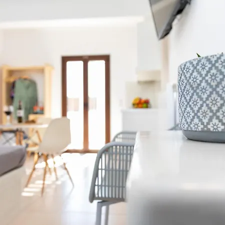 Depis Place And Apartamento Naxos City
